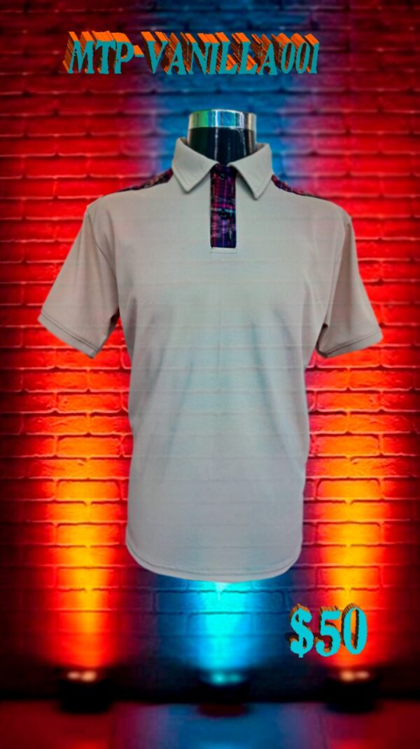 Camisa Polo Blanca con Hombreras Típicas