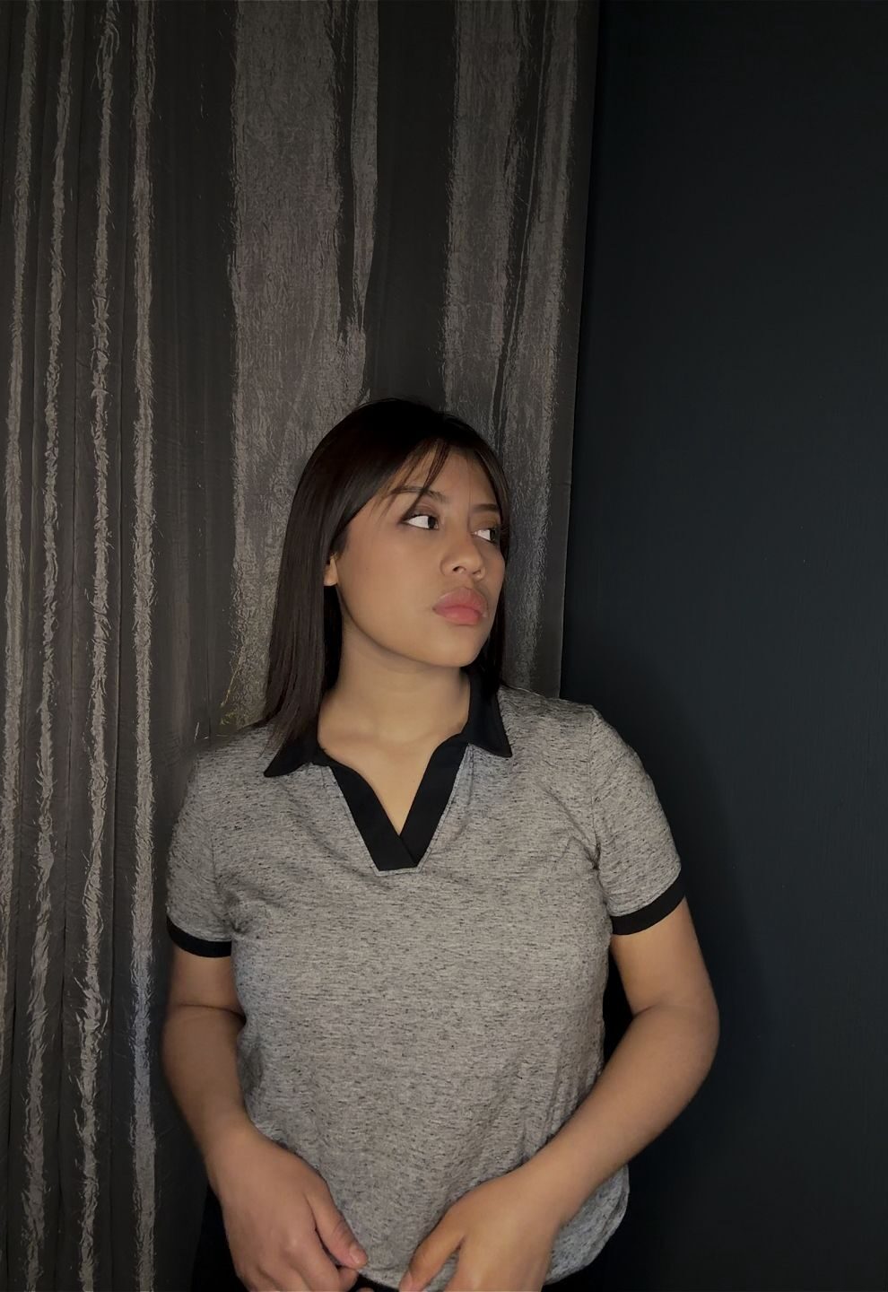 CAMISETA CON CUELLO